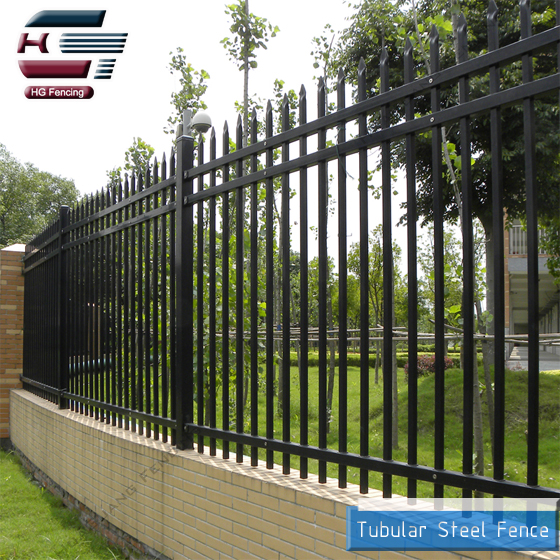 What are the advantages of Tubular Steel Fence