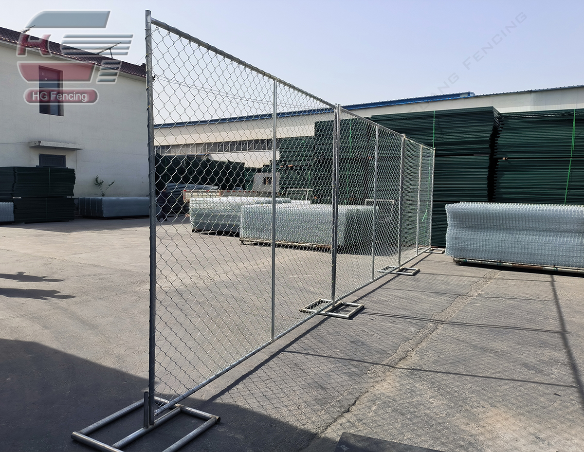 chain link temporary fence2 (3).jpg