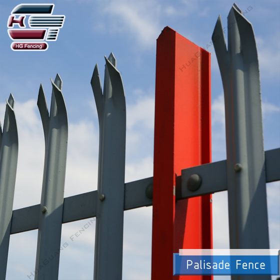Palisade Fence2 (2).jpg