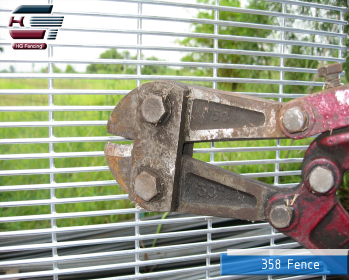 The safest anti-theft fence - 358 fence
