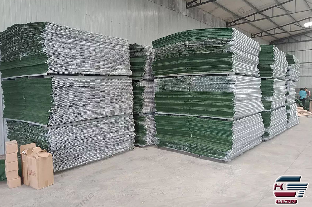 Packing of Hesco barrier