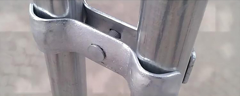 Detail view of temporary fence clamps