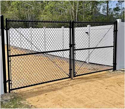PVC Coated Chain Link Fence double-opening gate