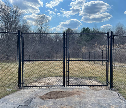 PVC Coated Chain Link Fence for double-opening Gate