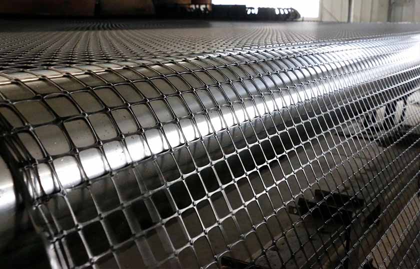 Production of Plastic Fence Mesh in Hua Guang Company