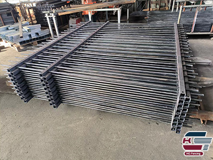 The production of Garrison Steel Fence | Tubular Steel Fence