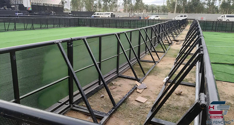 Aluminum Stage Barrier