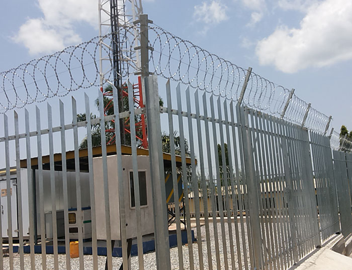 Selection wire mesh fence criteria for substation