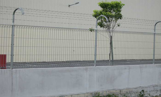 Two Processes Of Top Roll Fence In Production