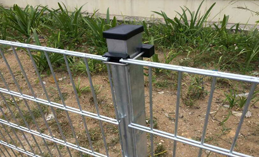 Why Should Zinc Canada Temporary Fence Be Cleaned Before Preserved?