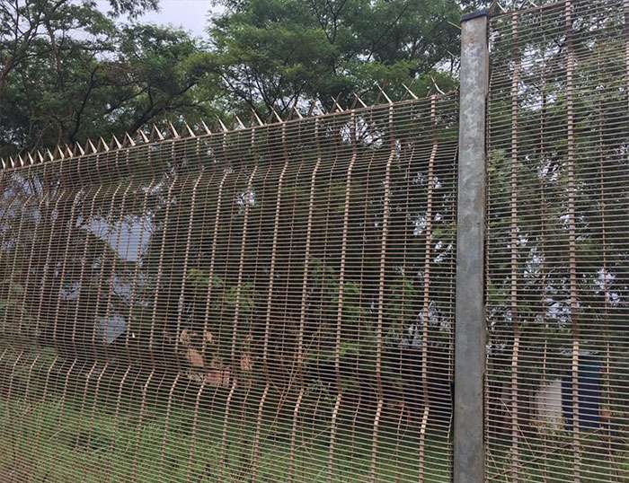 Military fence