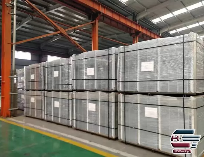 packing of galvanized V mesh Panel 