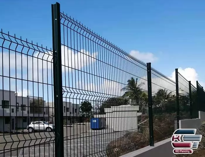 H Post 3D Fence Curved Panel Fence