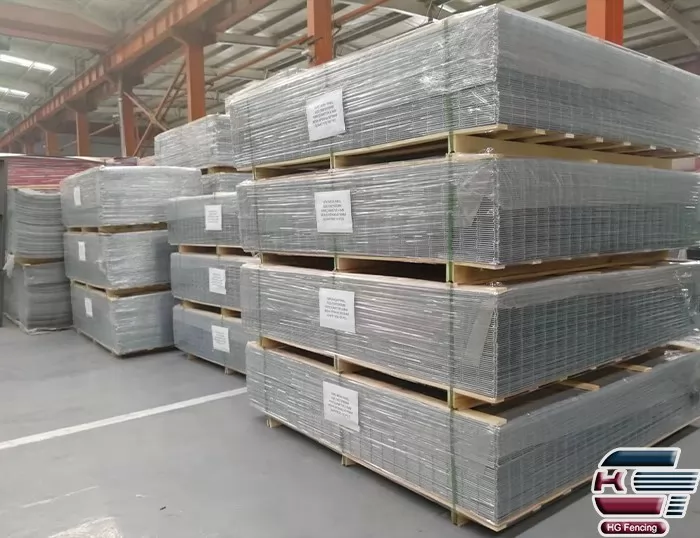 package of galvanized welded wire mesh panels
