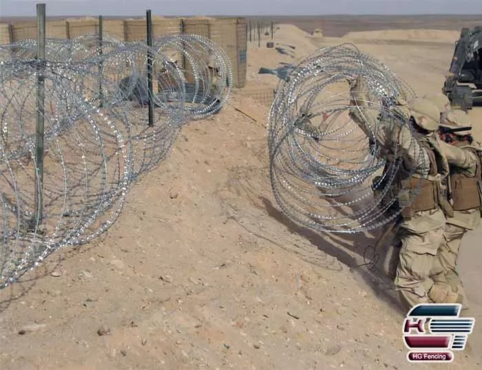 Concertina razor wire for battlefield or military base applications