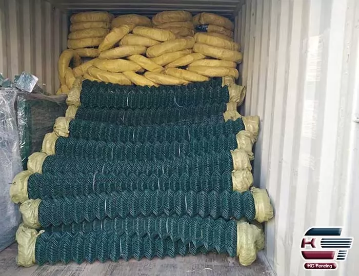 Packing of PVC Coated Green Chain Link Fence Roll